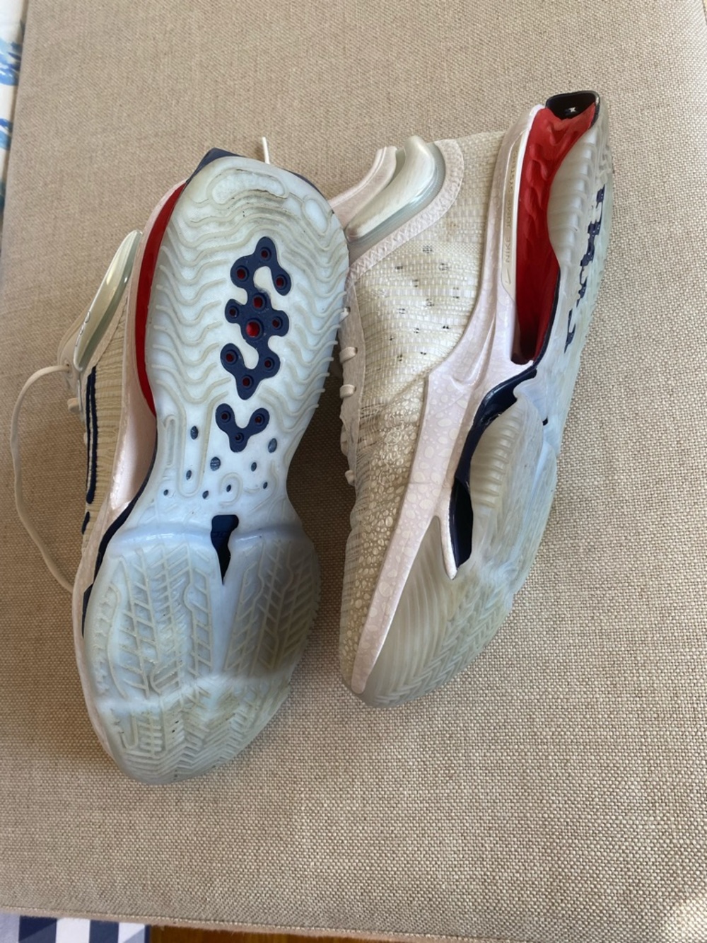 Nike Air Zoom GT Jump 2 Men’s Sneakers with Navy Swoosh and Red Accents - Picture 7 of 12
